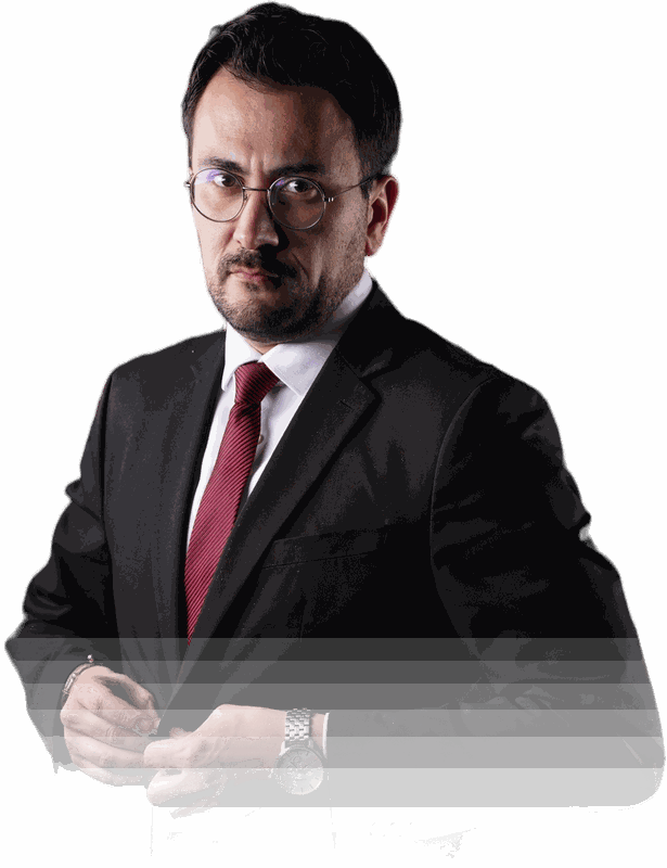 Dr. Gurgen Petrossian im dunklen Anzug, ruhiger Blick in die Kamera